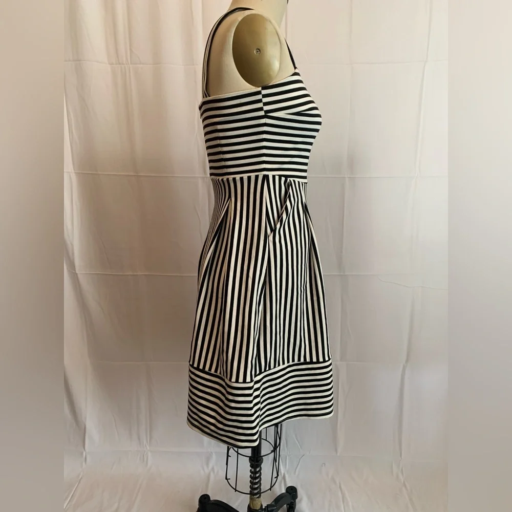 Nwot Brixon Ivy Black & White Striped
Ponte Bib Fit & Flare Summer Dress medium - Picture 3 of 12
